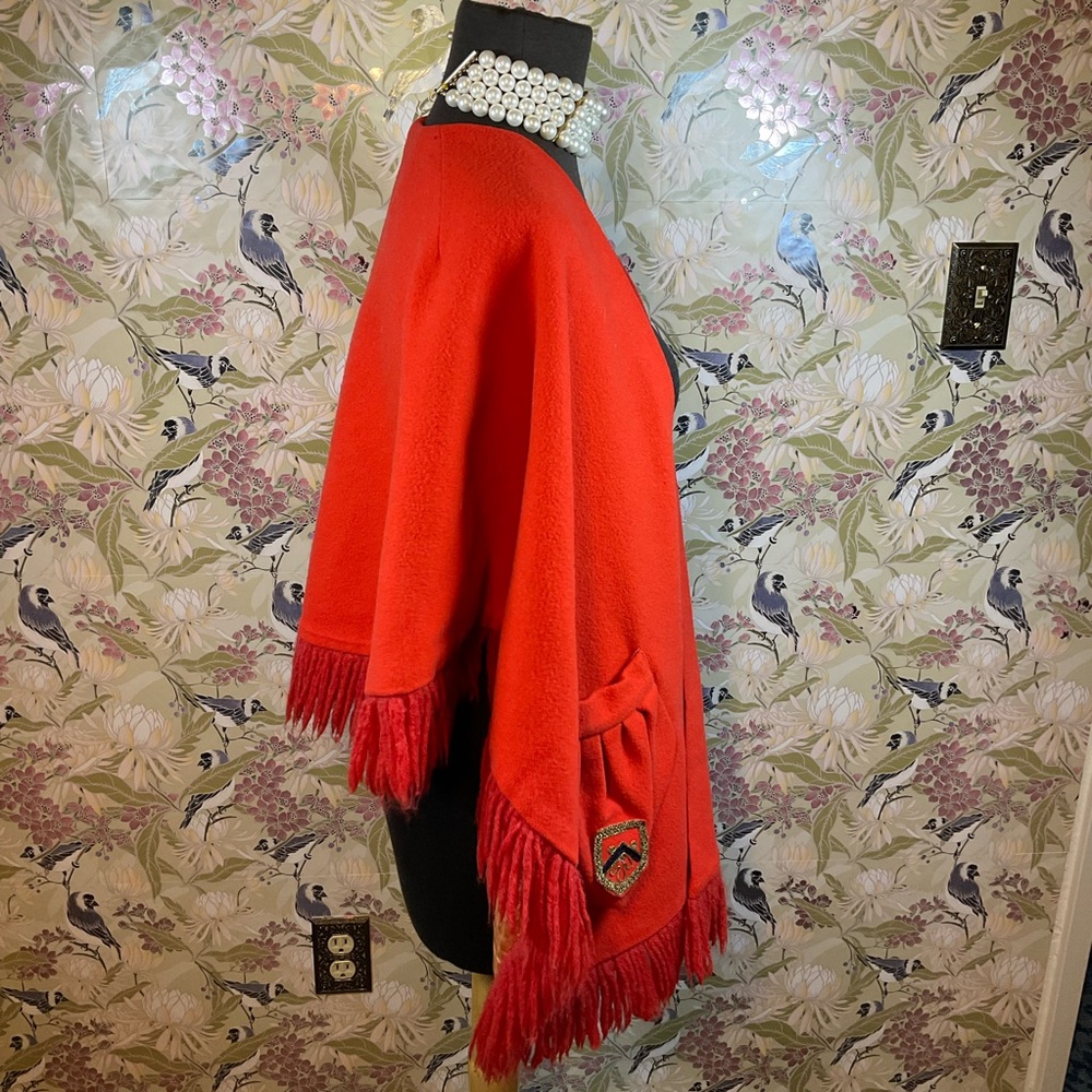 Vintage orange fringe shawl - Picture 7 of 8